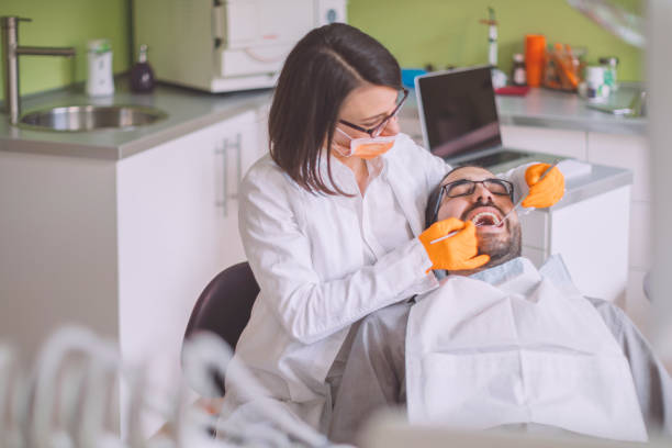 Best Weekend Emergency Dental Services in Bluewell, WV